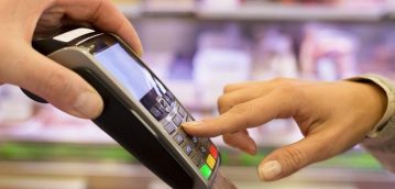 Тарифы на эквайринг по крупным покупкам могут снизить к декабрю