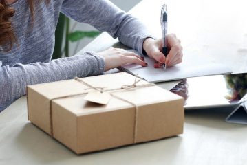 Сбербанк занялся доставкой посылок