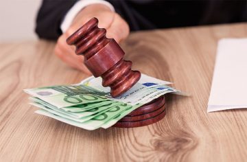 Банкам дали «добро» на агрессивную работу с должниками