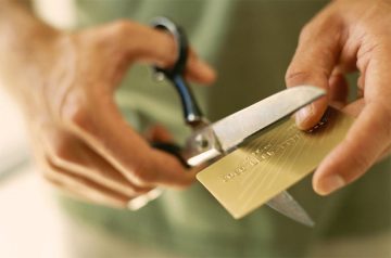 Комиссии при закрытии счета «достали» предпринимателей