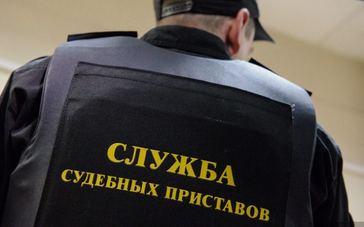 Собирать долги в пользу юрлиц теперь смогут частные приставы