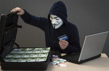 Мошенники придумали новый способ воровства с ваших карт