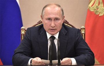 Путин продлил выходные до 30 апреля